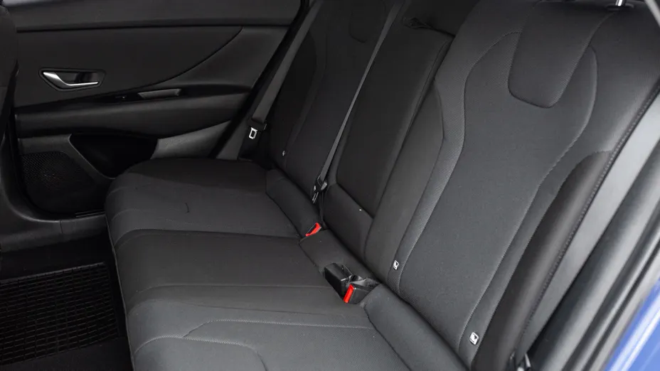 HYUNDAI Elantra Elantra 1.6 Modern