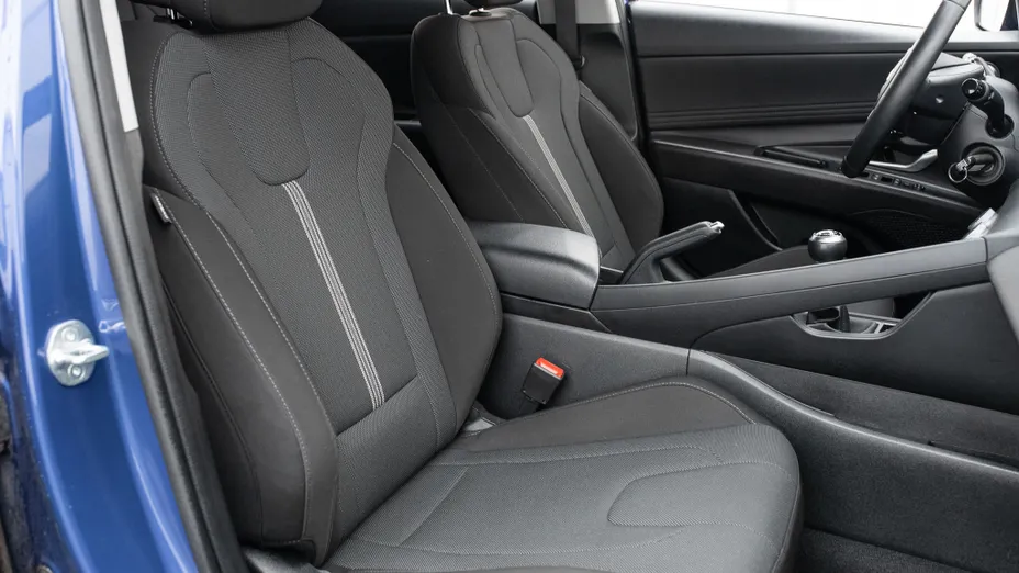 HYUNDAI Elantra Elantra 1.6 Modern