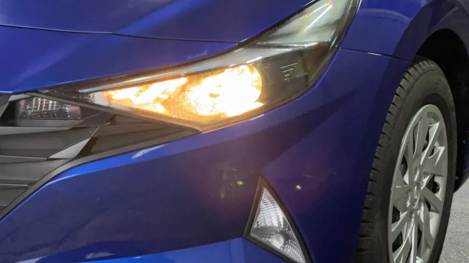 HYUNDAI Elantra Elantra 1.6 Modern