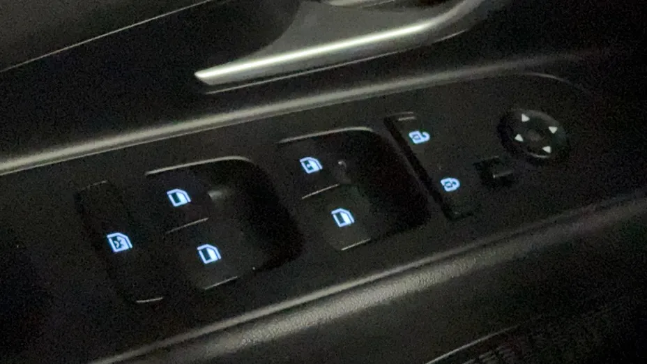 HYUNDAI Elantra Elantra 1.6 Modern