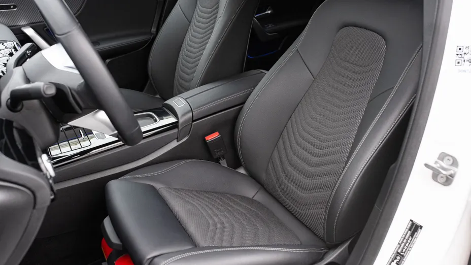 MERCEDES-BENZ A Klasa A 200 d Progressive 8G-DCT