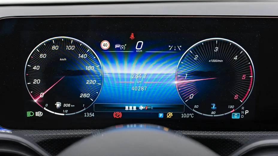 MERCEDES-BENZ A Klasa A 200 d Progressive 8G-DCT