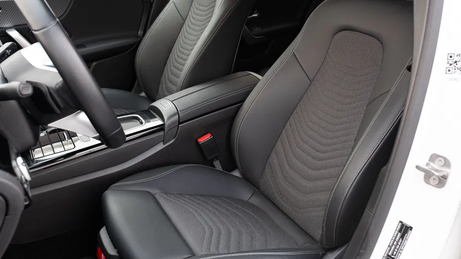 MERCEDES-BENZ A Klasa A 200 d Progressive 8G-DCT