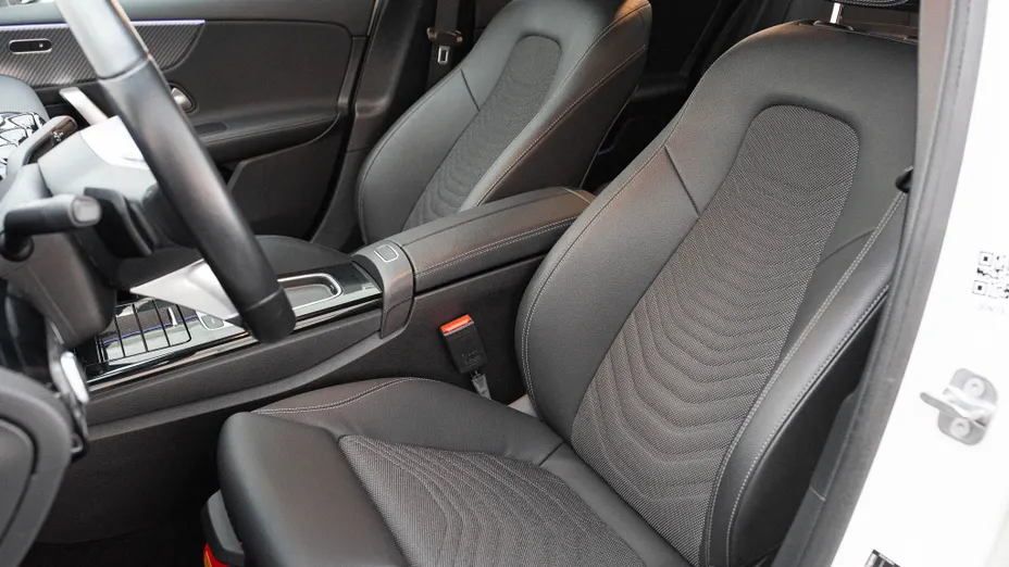 MERCEDES-BENZ A Klasa A 200 d Progressive 8G-DCT