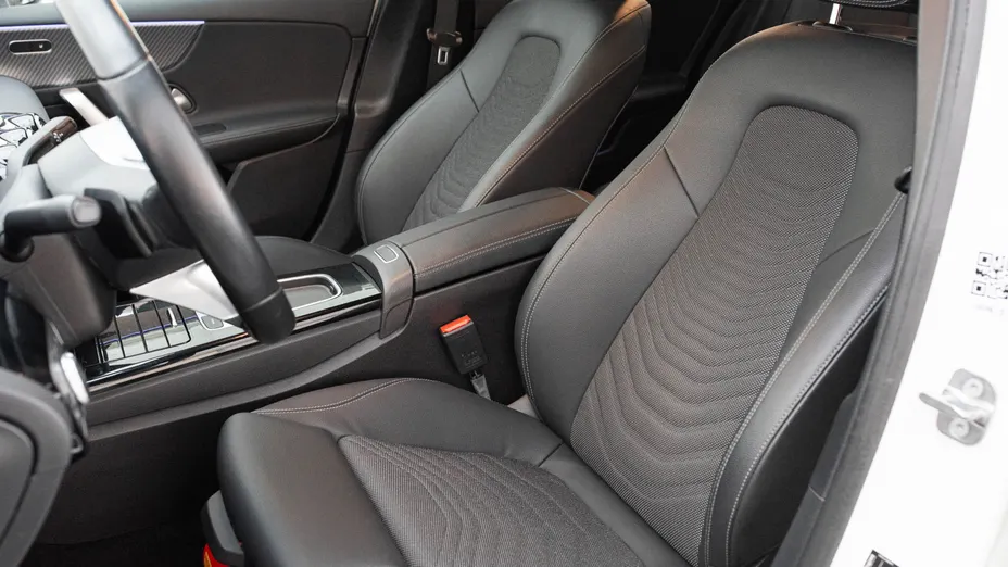 MERCEDES-BENZ A Klasa A 200 d Progressive 8G-DCT