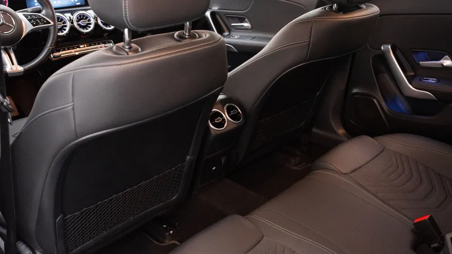 MERCEDES-BENZ A Klasa A 200 d Progressive 8G-DCT