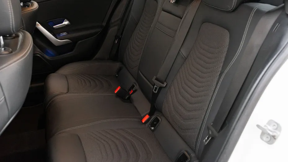 MERCEDES-BENZ A Klasa A 200 d Progressive 8G-DCT