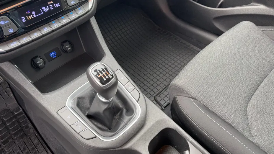 HYUNDAI i30 i30 1.5 DPI Smart