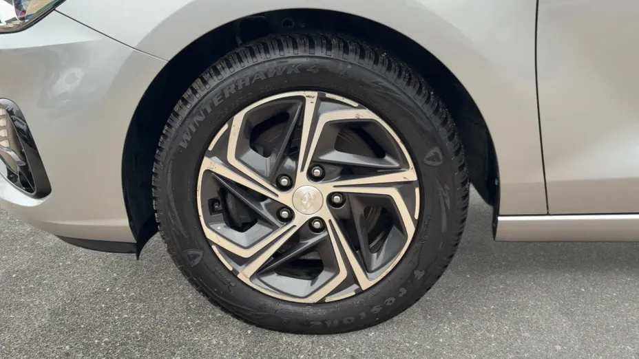HYUNDAI i30 i30 1.5 DPI Smart