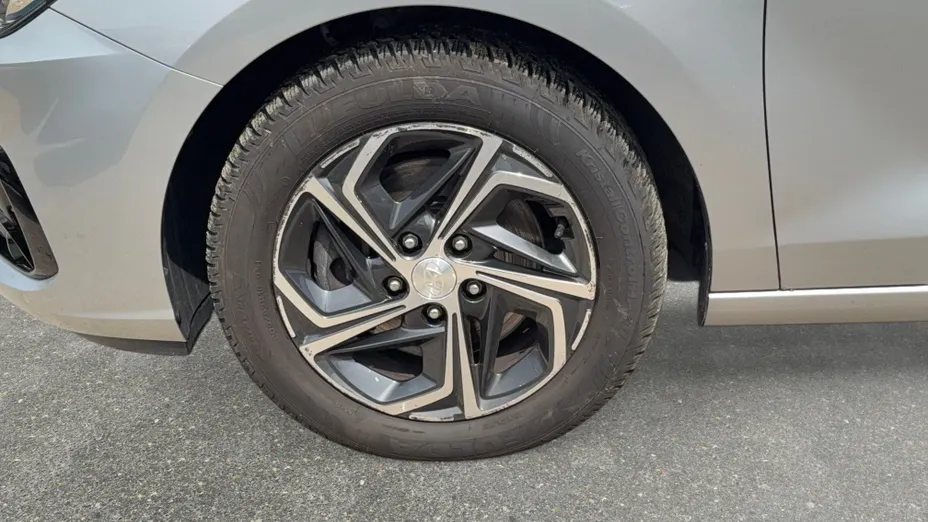 HYUNDAI i30 i30 1.5 DPI Smart