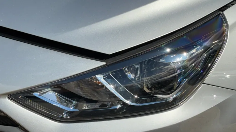 HYUNDAI i30 i30 1.5 DPI Smart