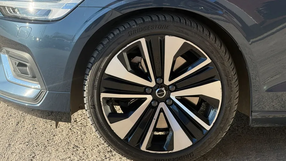 VOLVO V60 V60 B5 B AWD Plus Bright aut