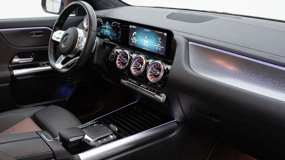 MERCEDES-BENZ EQA EQA 250 66.5kWh Electric Art