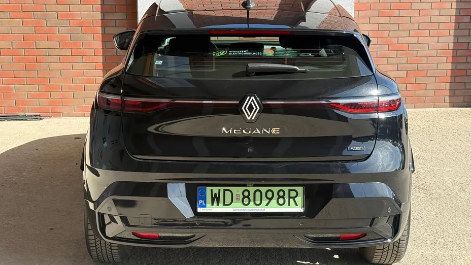 RENAULT Megane Megane EV40 Equilibre