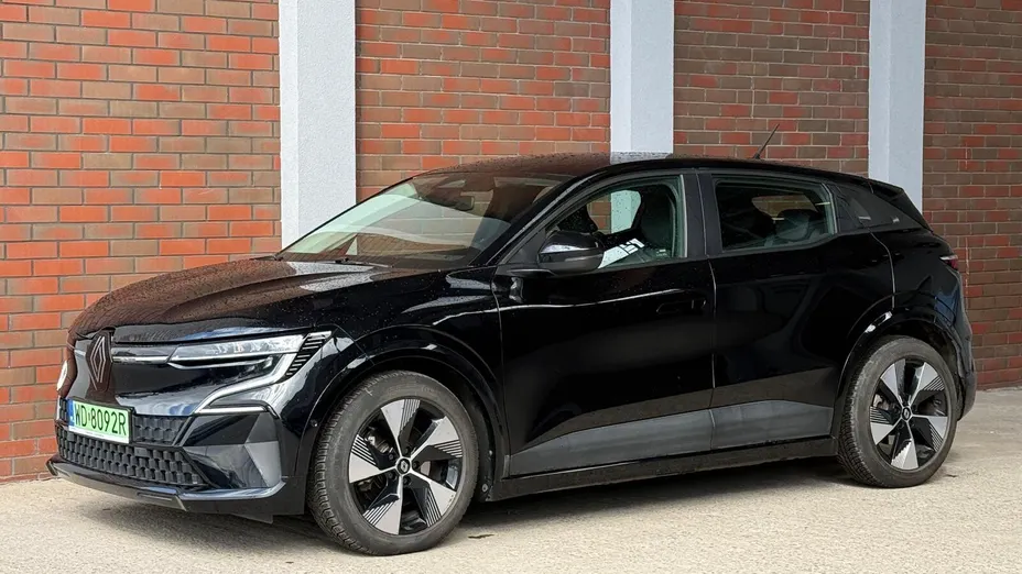 RENAULT Megane Megane EV40 Equilibre