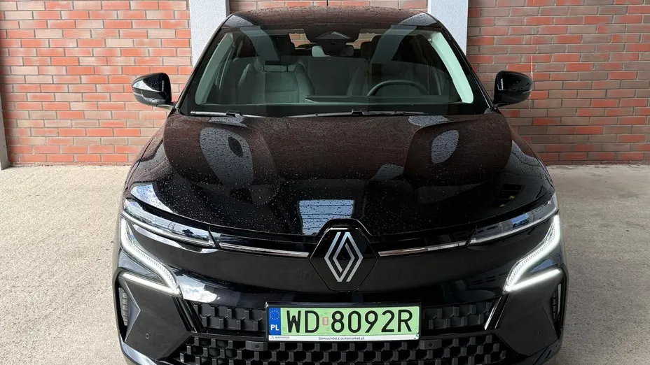 RENAULT Megane Megane EV40 Equilibre