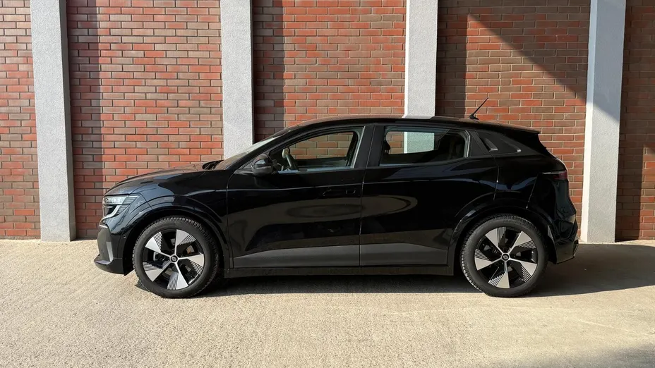 RENAULT Megane Megane EV40 Equilibre