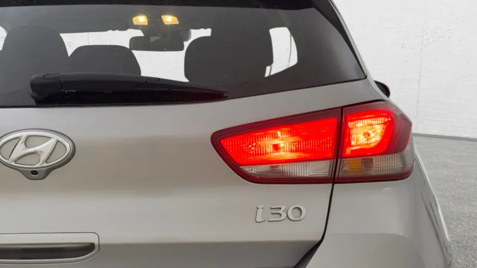 HYUNDAI i30 i30 1.5 DPI Smart