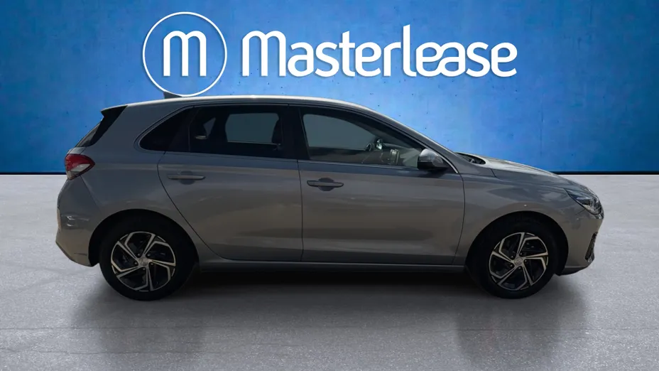 HYUNDAI i30 i30 1.5 DPI Smart