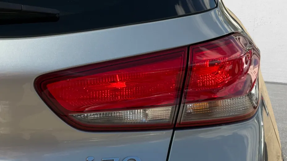 HYUNDAI i30 i30 1.5 DPI Smart