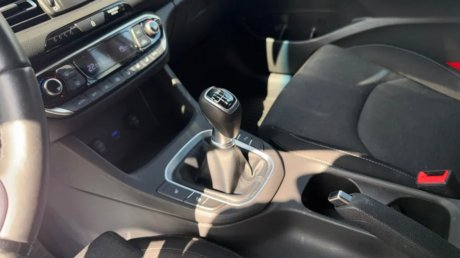 HYUNDAI i30 i30 1.5 DPI Smart