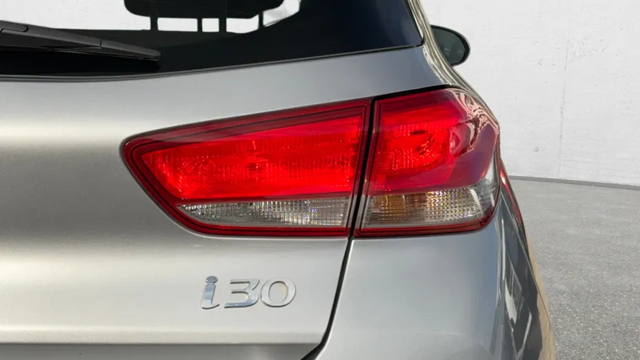 HYUNDAI i30 i30 1.5 DPI Smart