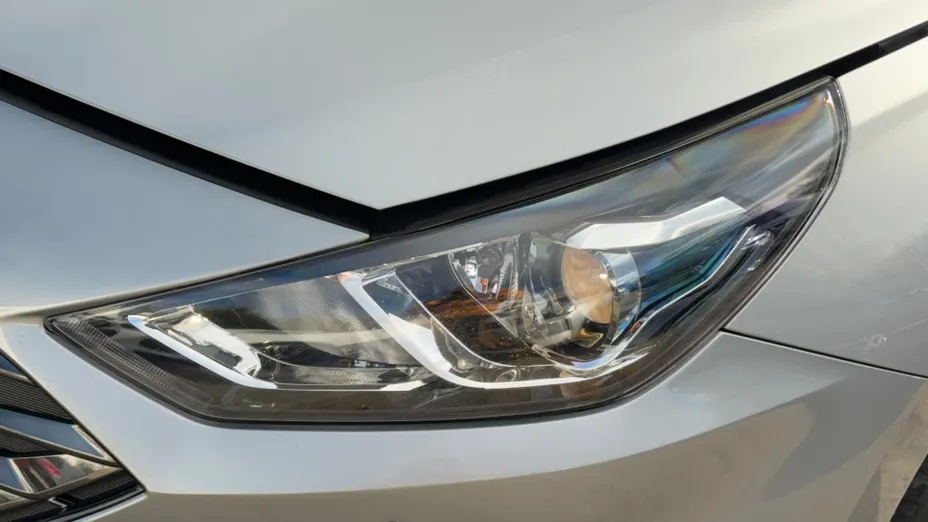 HYUNDAI i30 i30 1.5 DPI Smart
