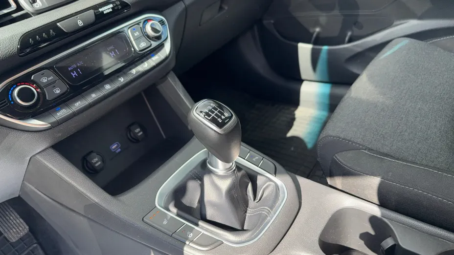 HYUNDAI i30 i30 1.5 DPI Smart
