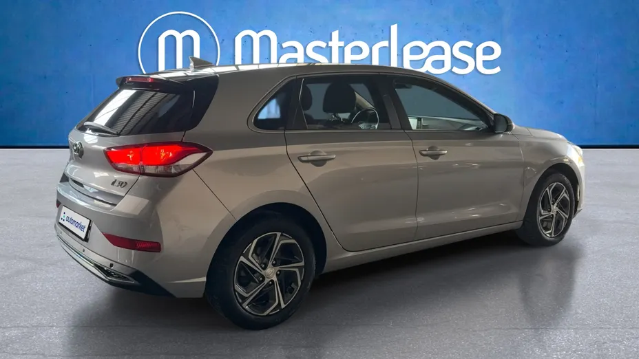 HYUNDAI i30 i30 1.5 DPI Smart