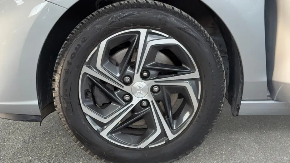 HYUNDAI i30 i30 1.5 DPI Smart