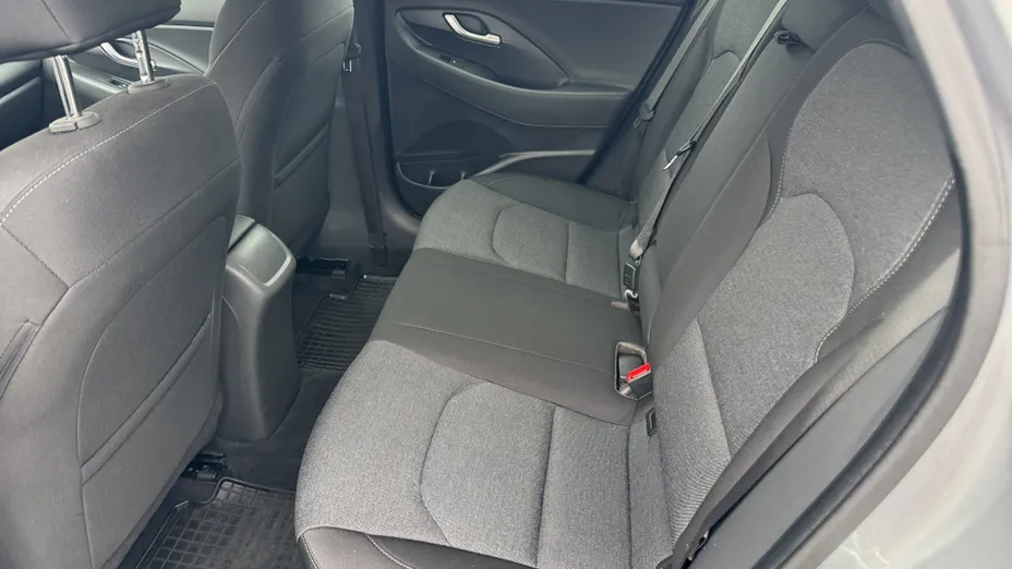 HYUNDAI i30 i30 1.5 DPI Smart