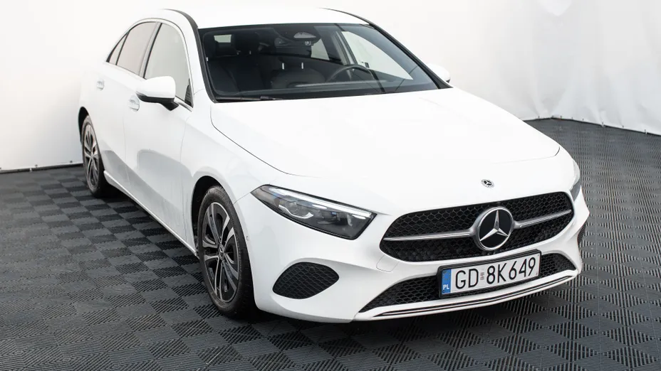 MERCEDES-BENZ A Klasa A 200 d Progressive 8G-DCT