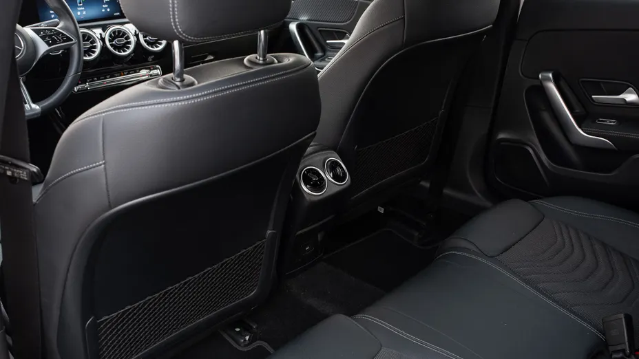 MERCEDES-BENZ A Klasa A 200 d Progressive 8G-DCT