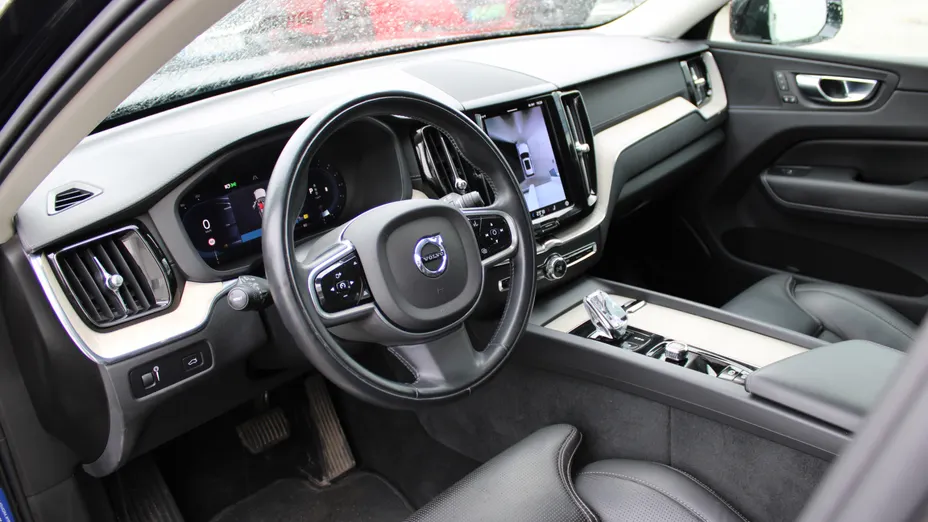 VOLVO XC60 XC60 B5 B AWD Inscription aut