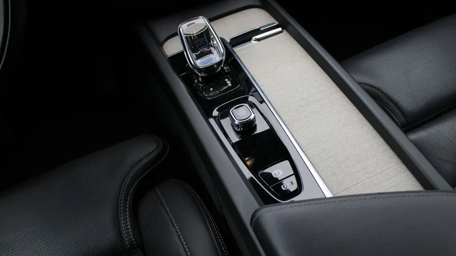 VOLVO XC60 XC60 B5 B AWD Inscription aut