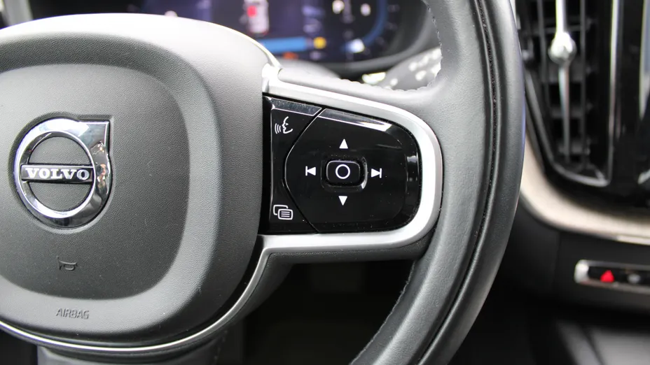 VOLVO XC60 XC60 B5 B AWD Inscription aut