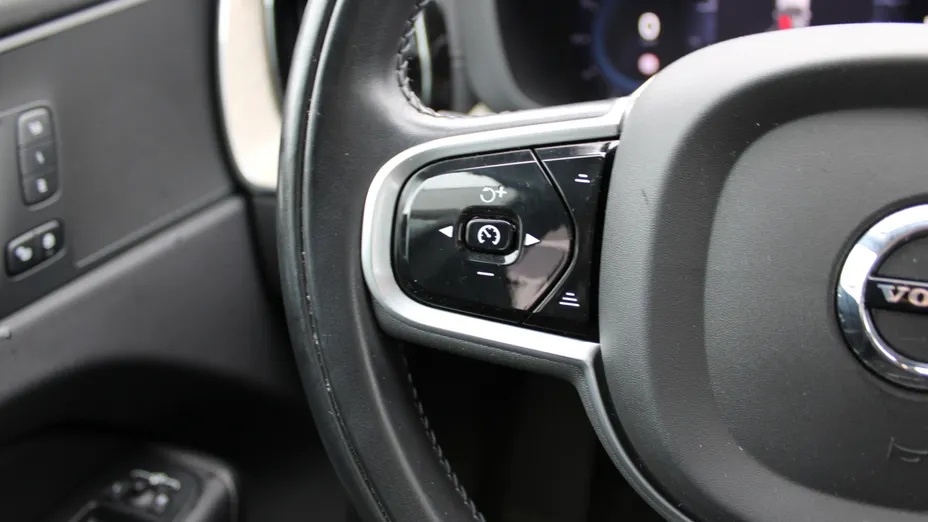 VOLVO XC60 XC60 B5 B AWD Inscription aut