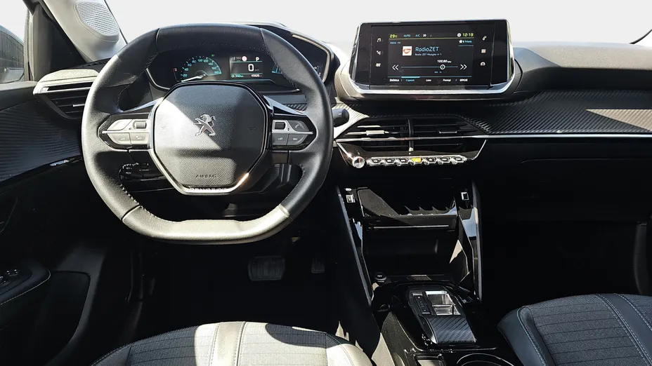 PEUGEOT 208 e-208 Allure