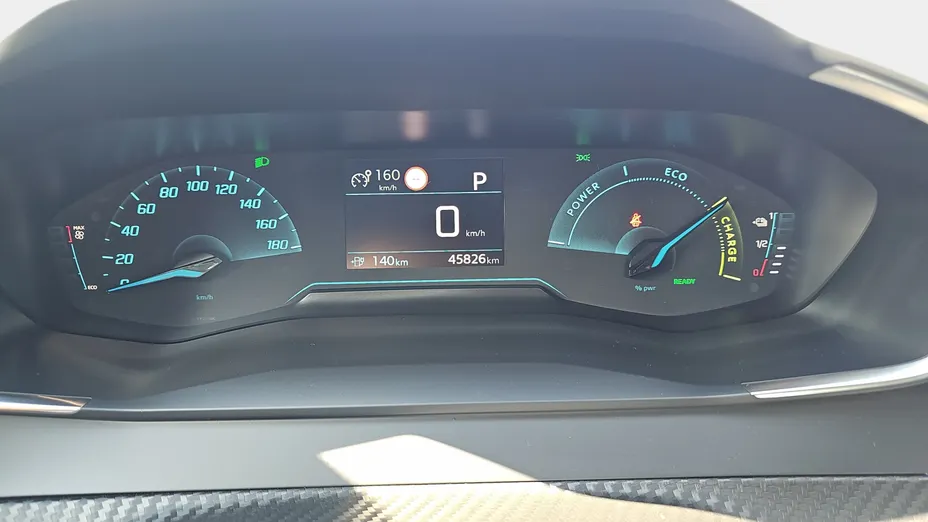 PEUGEOT 208 e-208 Allure