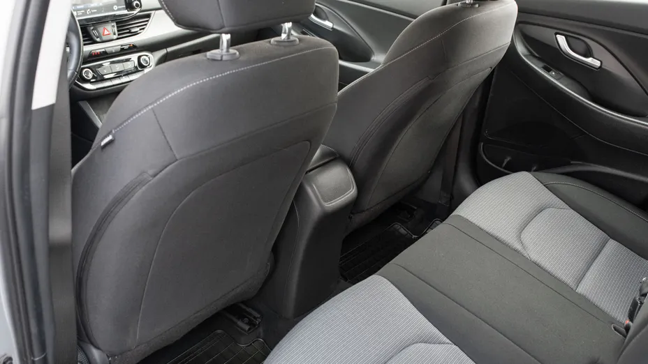 HYUNDAI i30 i30 1.0 T-GDI Modern