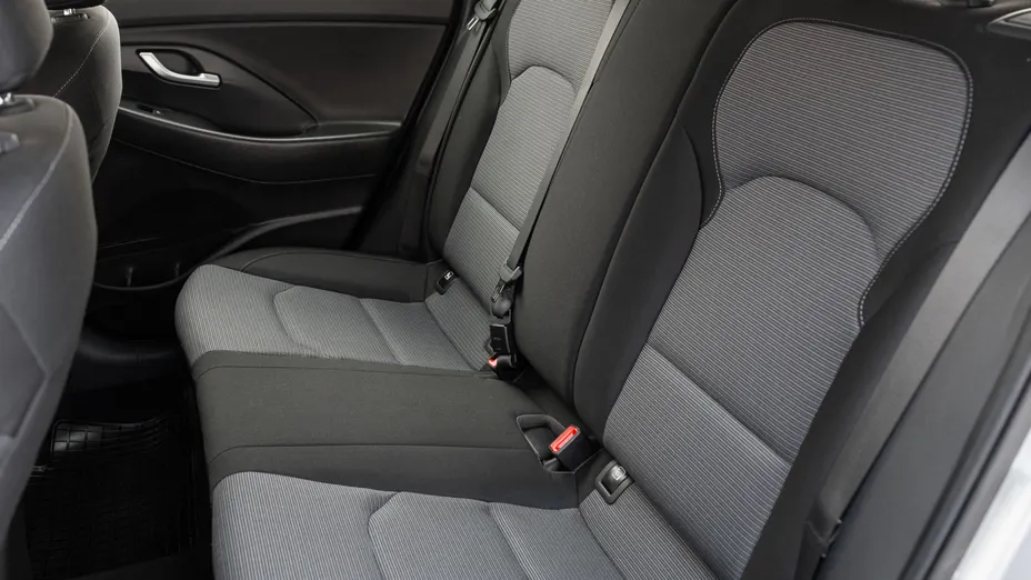 HYUNDAI i30 i30 1.0 T-GDI Modern