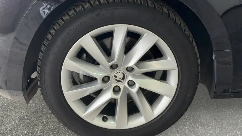 SKODA Superb Superb 2.0 TSI Ambition DSG