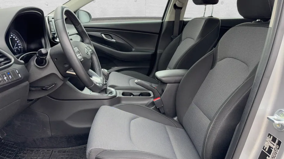 HYUNDAI i30 i30 1.0 T-GDI Modern