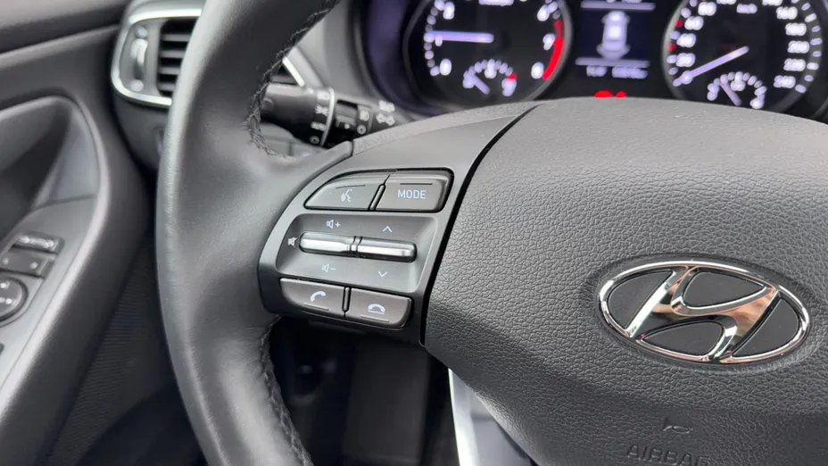 HYUNDAI i30 i30 1.0 T-GDI Modern