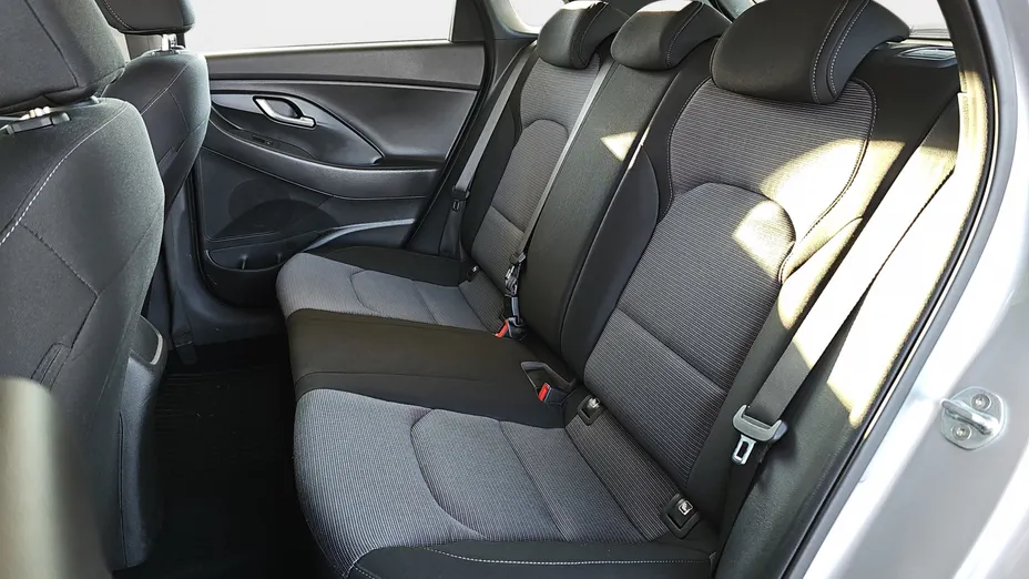 HYUNDAI i30 i30 1.0 T-GDI Modern