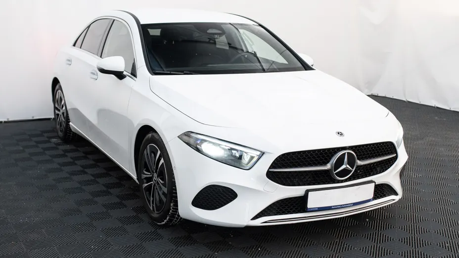 MERCEDES-BENZ A Klasa A 200 d Progressive 8G-DCT