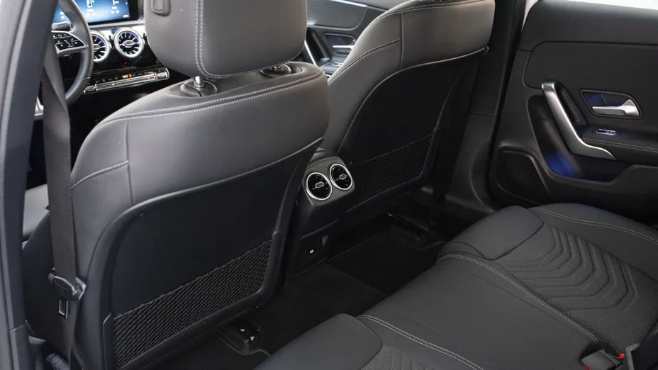 MERCEDES-BENZ A Klasa A 200 d Progressive 8G-DCT