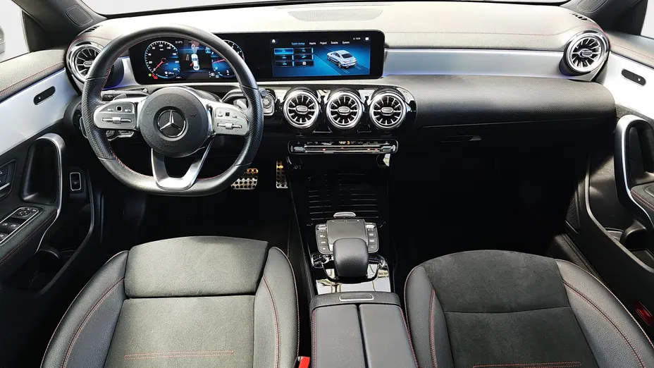 MERCEDES-BENZ CLA CLA 200 AMG Line 7G-DCT