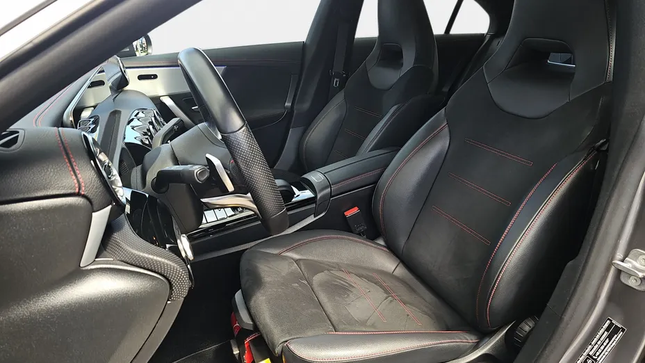 MERCEDES-BENZ CLA CLA 200 AMG Line 7G-DCT