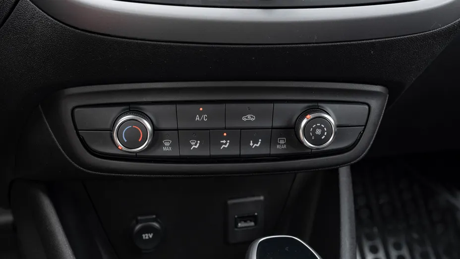 OPEL Crossland X Crossland 1.2 T aut